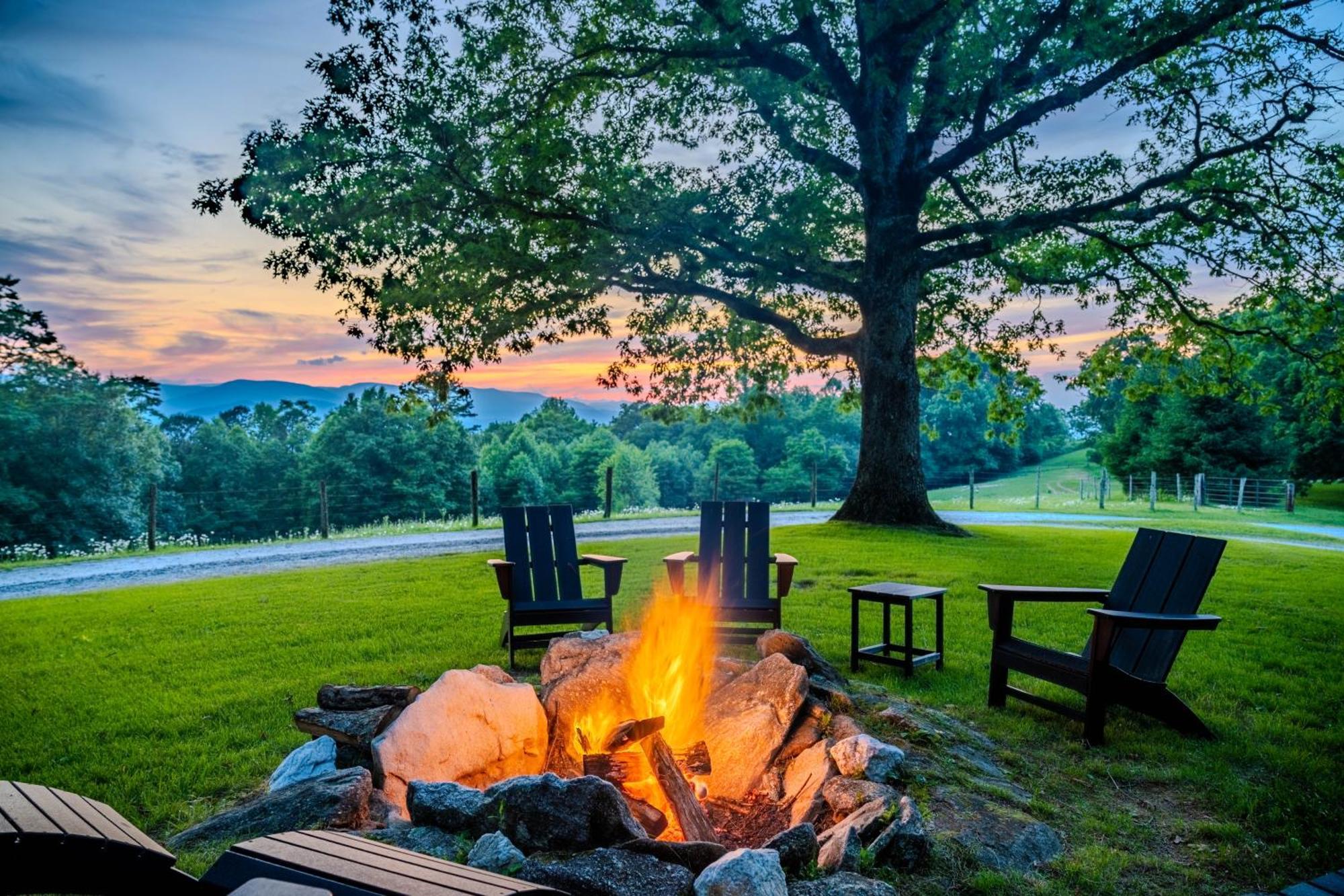 Fire Mountain Hotel ไฮแลนด์ส ห้อง รูปภาพ